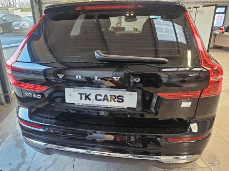 2022 Volvo XC60  €42,950 thumbnail
