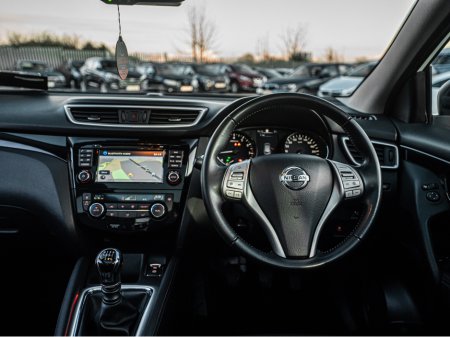 2017 Nissan Qashqai 2017 Qashqai 1.2/1 owner/High spec/1yr warranty €15,888 thumbnail