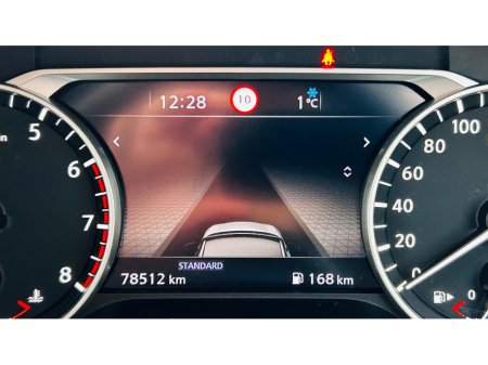 2024 Nissan Qashqai FULL LEATHER HEATED SEATS & PANORAMIC ROOF €27,995 thumbnail