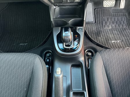 2017 Honda Fit 1.5L Petrol Hybrid Automatic thumbnail