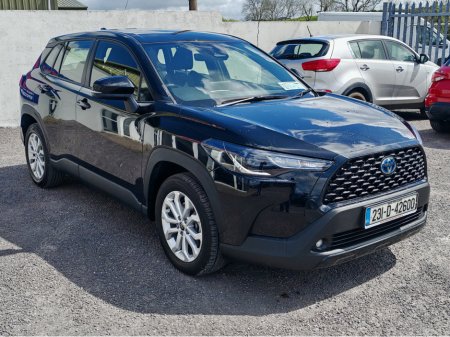 2023 Toyota Corolla CROSS LUNA 1.8 4DR AUTO €33,600