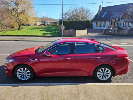 2016 Kia Optima EX 4DR €14,900