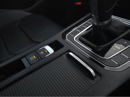 2018 Volkswagen Arteon 2.0 TSI R LINE EDITION 280BHP VIRTUAL DASH FULL LEATHER HEATED ELECTRIC SEATS SAT NAV CARPLAY ANDROID AUTO BLIND SPORT PARKING SENSORS SELF PARKING ASSIST 360 CAMERA €29,500 thumbnail