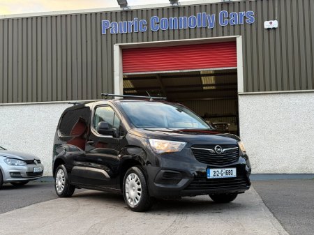 2021 Opel Combo 