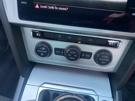 2018 Volkswagen Passat CL 1.6 TDI MANUAL 6SPEED FWD 120HP 4DR COMFORTLINE 4 €11,500 thumbnail