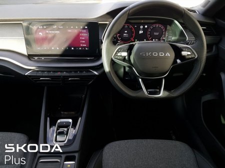 2025 Skoda Octavia SPORTLINE 2.0TDI 150HP DSG €42,950 thumbnail