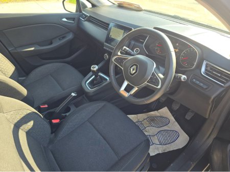 2021 Renault Clio ICONIC TCE 100 MY19 5DR €14,850