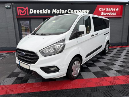2022 Ford Transit CUSTOM 320 TREND ECOBLUE, 9 SEAT MINIBUS , ONLY 9K MILES , LIMO GLASS , SERVICE , DOE , WARRANTY , 2 KEYS , 1 OWNER , FINANCE AVAILABLE , TRADE IN ACCEPTED .