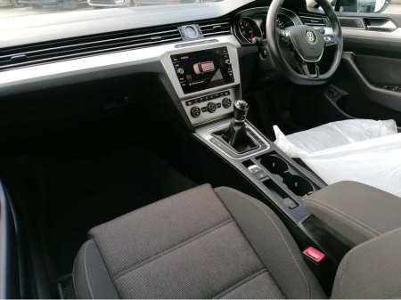 2019 Volkswagen Passat SE BUSINESS Edition TDI €23,950