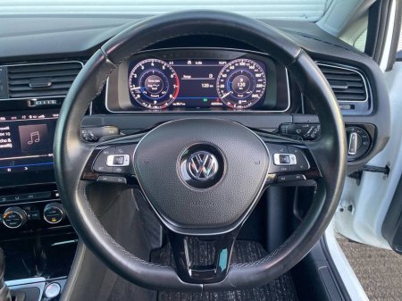 2019 Volkswagen Golf HIGHLINE 1.4 TSI AUTO // 17