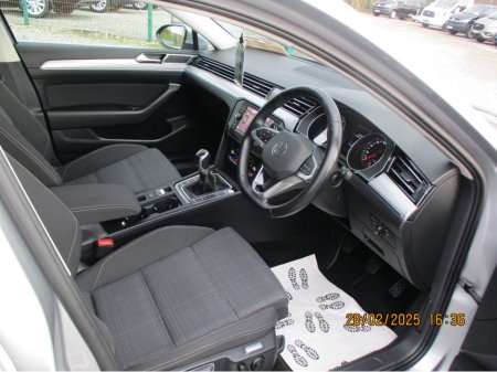 2021 Volkswagen Passat BUSINESS 2.0 TDI MANUAL 6SPEED FWD 150 5DR €22,950