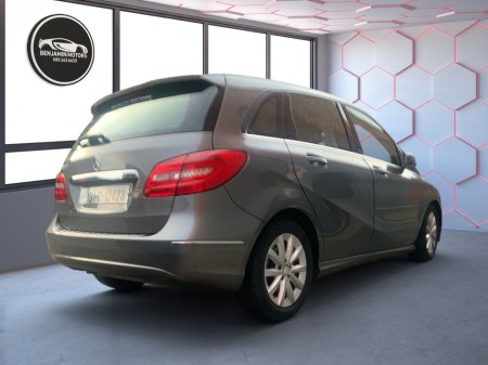 2013 Mercedes-Benz B Class B 180 €9,950