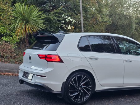 2021 Volkswagen Golf 212 VW GOLF MK 8 GTD 200BHP WINTER PACK €38,995 thumbnail