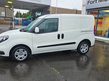 2023 Fiat Doblo Cargo 1.6 SX 90HP 2DR €14,950