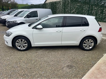 2017 Volkswagen Golf 1.2 auto comfortline €16,500