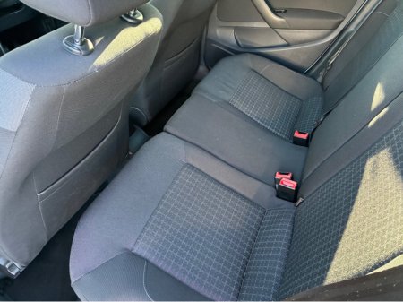 2015 Volkswagen Polo 1.2i TSI Petrol Automatic Comfortline €12,500 thumbnail