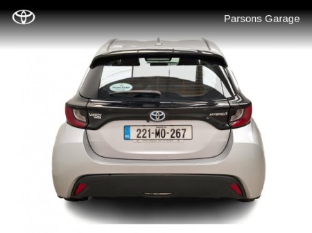 2022 Toyota Yaris 1.5 HYBRID LUNA SPEC €21,995