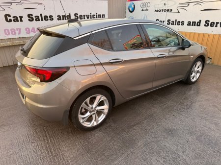 2017 Vauxhall Astra 1.4 TURBO SRI 147BHP 5DR €9,800 thumbnail