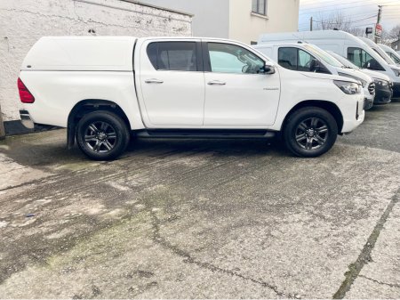 2022 Toyota Hilux ICON 2.4 D-4D 150BHP 4WD MANUAL DOUBLE CAB €37,950
