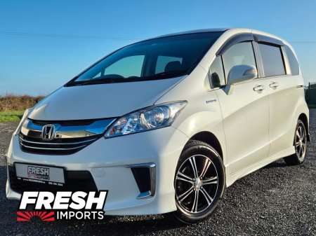 2014 Honda Freed HIGH SPEC MODEL €11,950