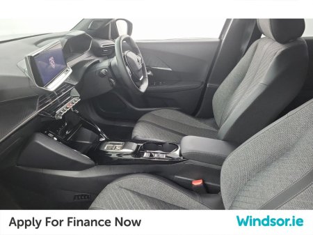 2024 Peugeot 2008 2008 Allure 50kWh €26,995