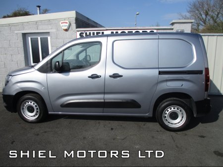 2021 Opel Combo 2000 EDITION TD €10,300