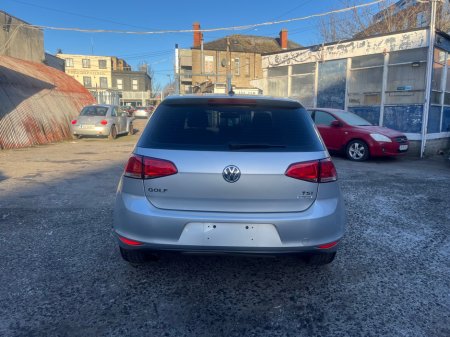 2016 Volkswagen Golf 1.2 COMFORTLINE AUTOMATIC €13,950 thumbnail