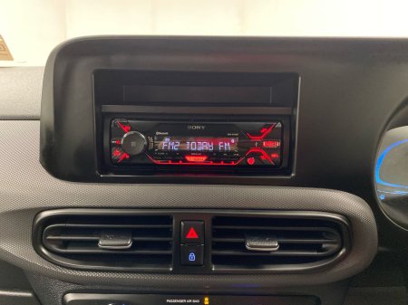 2024 Hyundai i10 i10 Classic thumbnail