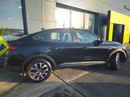 2022 Renault Arkana ICONIC E-TECH HYBRID 145 AUTO €20,950 thumbnail