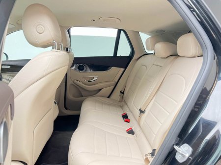 2020 Mercedes-Benz GLC Class GLC 220D 4MATIC AUTO €34,990 thumbnail