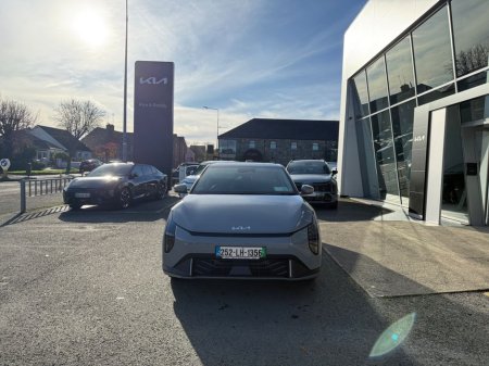 2025 Kia EV4 DEMO EV4 5HB Earth K3 LR 5DR Auto €45,950