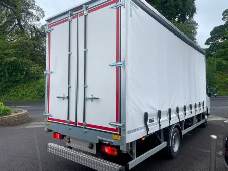 2025 Mitsubishi Canter 7C15 20ft Curtainsider