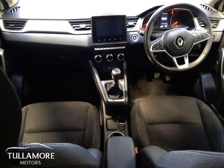 2020 Renault Captur dCi 95 Play €17,490