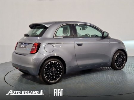 2025 Fiat 500e La Prima 42KW €27,190