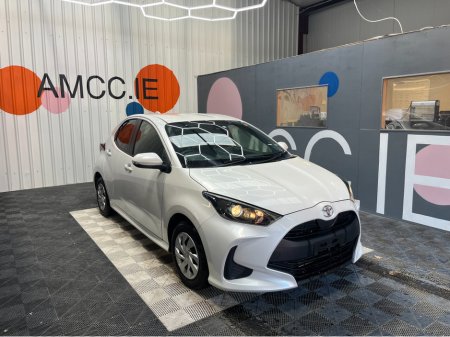 2022 Toyota Yaris €17950 YARIS AUTOMATIC 1.0 PETROL / 40k KMs / REVERSE CAMERA & MORE €17,950