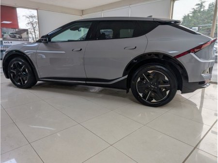 2026 Kia EV6 Earth €52,495