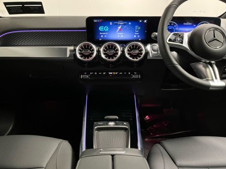 2025 Mercedes-Benz EQB 250+ Sport Executive - Reversing Camera - Ambient Lighting - Sat Nav - Climate Control - Heated Seats - Apple CarPlay/Android Auto thumbnail