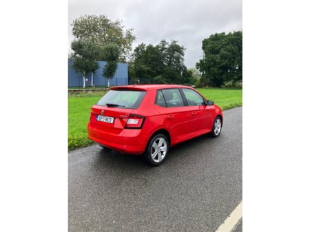 2016 Skoda Fabia 1.2 TSI SE L 90PS 5DR €7,500 thumbnail