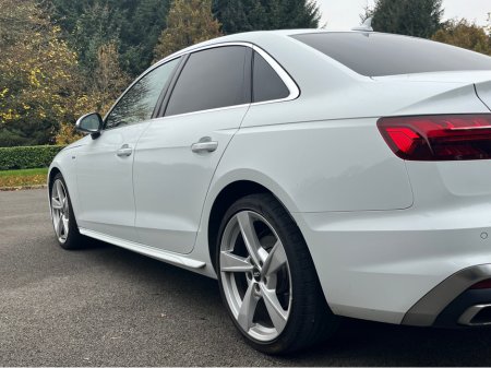 2020 Audi A4 S LINE 35 TDI S-A €32,650
