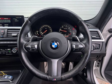 2018 BMW 3 Series 320d M-SPORT COMPETITION // FULL SERVICE HISTORY // LEATHER POWERED HEATED SEATS // DUAL ZONE CLIMATE CONTROL €25,950