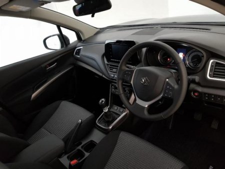 2026 Suzuki S-CROSS Motion €34,950 thumbnail