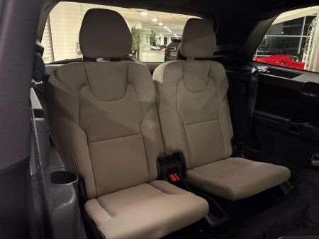2025 Volvo XC90 T8 PLUS AWD 7-SEATER=BLONDE LEATHER//PAN ROOF//AS NEW=2 YEAR WARRANTY=TAILORED FINANCE PACKAGES INCL PCP AVAILABLE=TRADE IN'S WELCOME €81,995 thumbnail