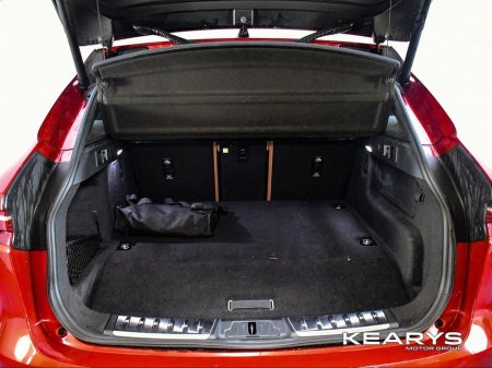 2023 Jaguar F-Pace AWD PHEV R-DYNAM €51,888 thumbnail