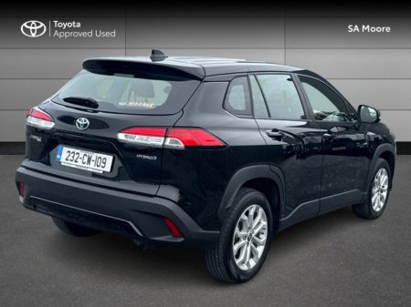 2023 Toyota Corolla Cross HYBRID LUNA €33,495