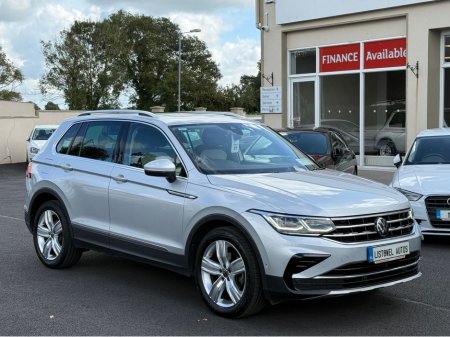 2023 Volkswagen Tiguan ELEGANCE 2.0 TDI 150BHP * VIRTUAL COCKPIT, REAR VIEW CAMERA, FRONT & REAR SENSORS, ADAPTIVE CRUISE CONTROL, SUNROOF, 3 STAGE HEATED SEASTS, PARK ASSIST, SATELLITE NAVIGATION, APPLE CARPLAY* €40,950