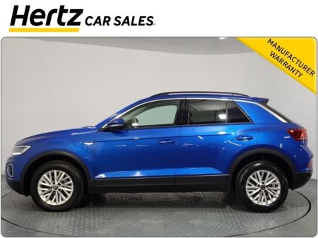 2023 Volkswagen T-Roc LIFE TDI 2.0 Diesel Manual €27,495 thumbnail