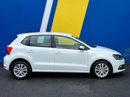 2017 Volkswagen Polo COMFORTLINE 1.0 TSI AUTO // NEW NCT // REVERSE CAMERA // DIAMOND CUT ALLOYS €13,900