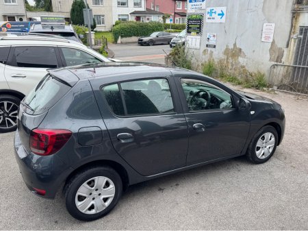2018 Dacia Sandero Signature spec €8,500