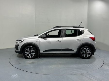 2023 Dacia Sandero Stepway Journey Automatic 1.0 Petrol €18,800