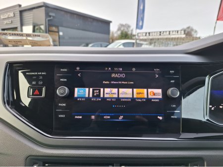 2022 Volkswagen Taigo R-LINE 1.0 TSI 110HP *Top Spec/Heated Seats/Automatic/Reverse Camera* thumbnail